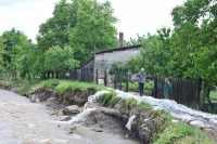 Egy újabb árvíz elvinné a falut